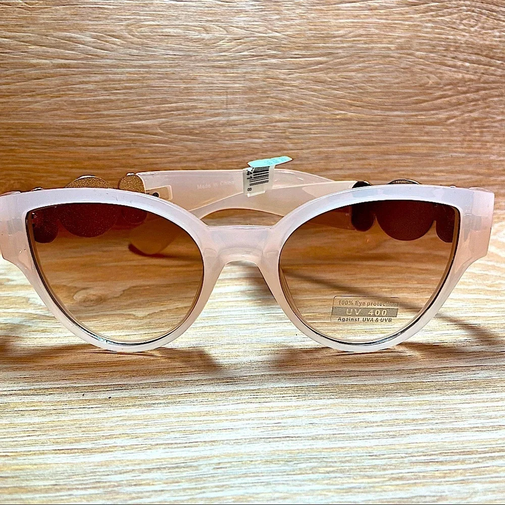Sunglasses Cat Eye Blush Pink Lucite Side Gold Medallion Coins Eye Protection - Picture 1 of 5
